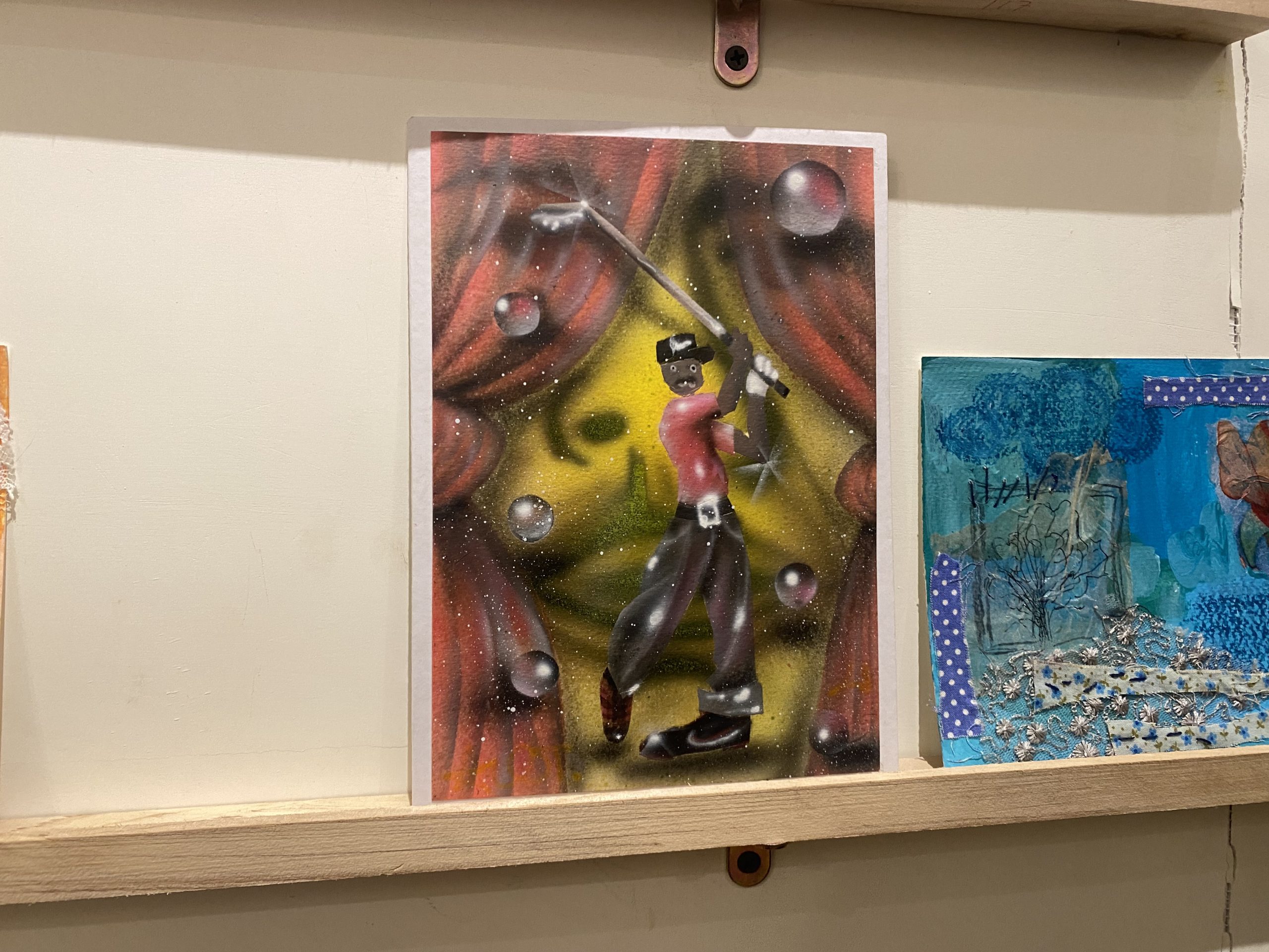 Alon Satria Pamerkan Sembilan Karya Airbrush di Terjalin Art Exhibition Malang